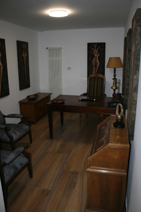 Colev Rooms Focşani Exterior foto